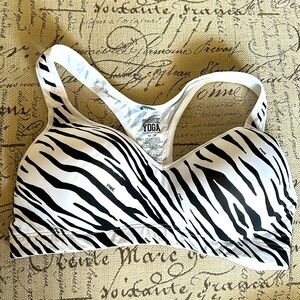 Victoria’s Secret PINK Yoga Sports Bra size Medium